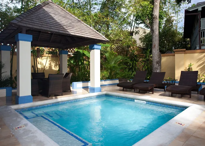 Hermosa Cove & Resort