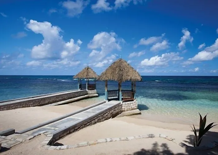 Hermosa Cove & 5*